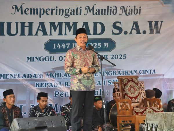 Moment Peringatan Maulid Nabi Muhammad SAW, Bupati Parosil Mabsus Ajak Orang Tua Awasi Pergaulan Anak.