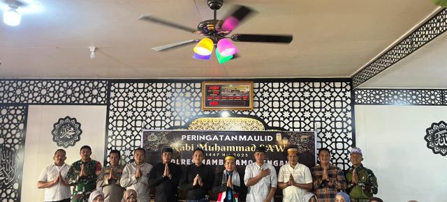 Kapolres Tulang Bawang Barat Lakukan Pemeriksaan Sikap Tampan dan Kelengkapan Data Diri Personil
