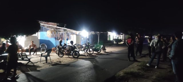 Kapolsek Tulang Bawang Tengah Pimpin Patroli Malam Hari, Antisipasi Gangguan Kamtibmas Kapolsek Tulang Bawang Tengah Pimpin Patroli Malam Hari, Antisipasi Gangguan Kamtibmas