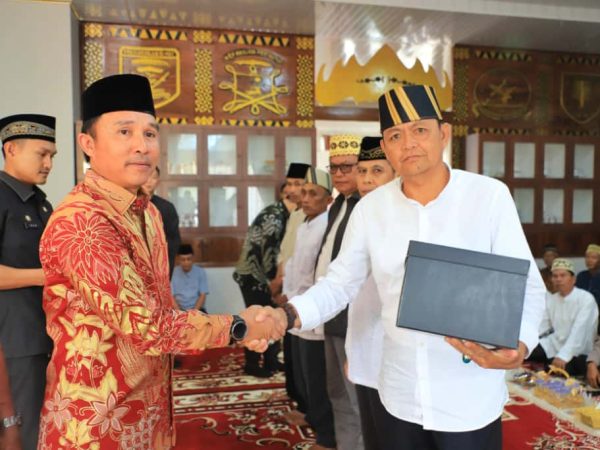 Jelang HUT Ke-34 Lampung Barat, Parosil Mabsus Gelar Silaturahmi Dengan Jungkuan Sai Batin