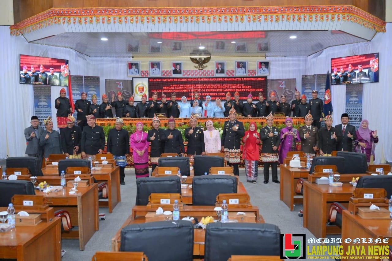 Paripurna Hari Jadi ke-34, Parosil : Bersama Bangun Lampung Barat Yang Lebih Maju, Sejahtera, dan Berdaya Saing Paripurna Hari Jadi ke-34, Parosil : Bersama Bangun Lampung Barat Yang Lebih Maju, Sejahtera, dan Berdaya Saing