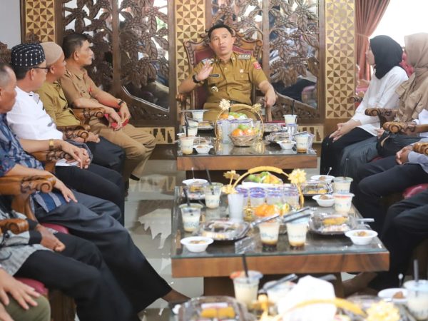 Melalui Program Beasiswa Kedokteran Gratis, Parosil Mabsus Rencanakan Program Dokter Keliling Kampung