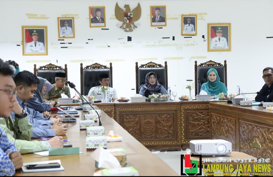 Bupati Dedi Irawan Terima Audensi Perwakilan BKKBN Provinsi Lampung Bupati Dedi Irawan Terima Audensi Perwakilan BKKBN Provinsi Lampung