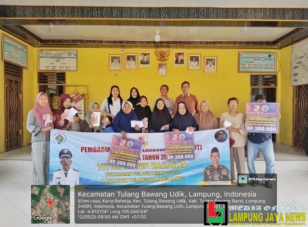 Pembagian BLT di Tiyuh Karta Raharja Berjalan Lancar, 15 KPM Terima Bantuan Tunai