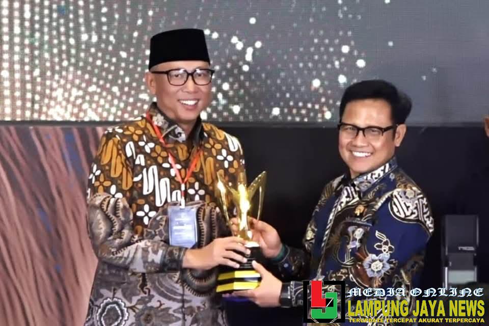 Pemprov Lampung Raih Mandaya Awards 2025 untuk Dedikasi dalam Pemberdayaan Masyarakat Pemprov Lampung Raih Mandaya Awards 2025 untuk Dedikasi dalam Pemberdayaan Masyarakat