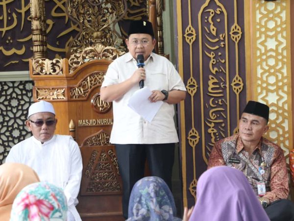 Wakil Bupati Irawan Topani Turut Hadir Dalam Pengajian Rutin BKMT Di Cahya Negeri