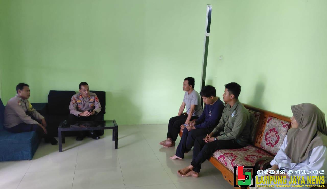 Polsek Semaka Klarifikasi Video Viral Warga Dimangsa Harimau di Sedayu Polsek Semaka Klarifikasi Video Viral Warga Dimangsa Harimau di Sedayu