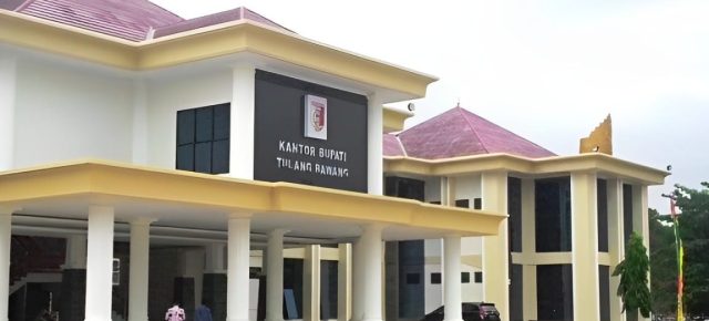 Pemkab Tulang Bawang Bangun Kantor Di Atas Tanah Milik Masyarakat Selama 27 Tahun Belum Diganti Rugi Kepada Pemilik Tanah