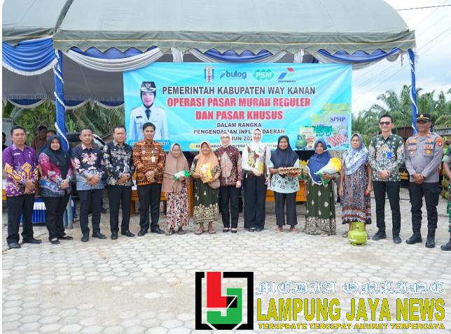 Bupati Ayu Buka Operasi Pasar Murah Bersubsidi Kabupaten Way Kanan Bupati Ayu Buka Operasi Pasar Murah Bersubsidi Kabupaten Way Kanan
