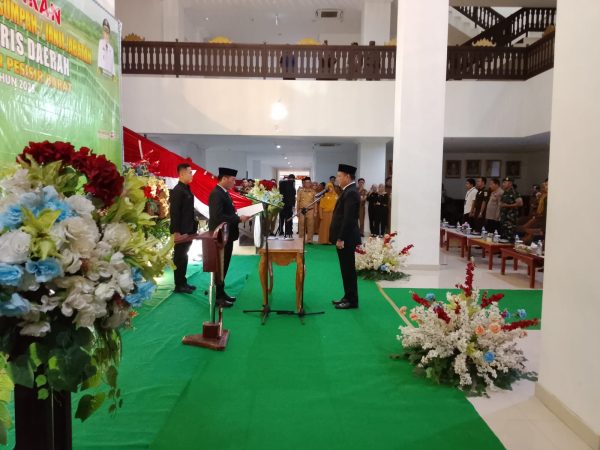 Pelantikan Hasil Seleksi Terbuka JPTP, Tedi Zadmiko Resmi Jabat Sekda Kabupaten Pesisir Barat