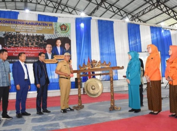 Bupati Novriwan Jaya : "PWI Harus Perkuat Profesionalisme dan Etika Jurnalistik di Era Disrupsi"