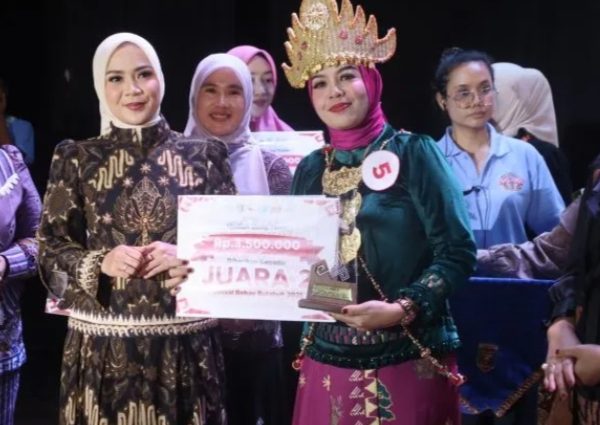 Kabupaten Tubaba Raih Juara II Pada Festival Bebay Betabuh di Pekan Kebudayaan Daerah Lampung 2025