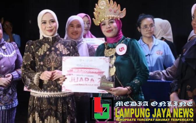 Kabupaten Tubaba Raih Juara II Pada Festival Bebay Betabuh di Pekan Kebudayaan Daerah Lampung 2025 Kabupaten Tubaba Raih Juara II Pada Festival Bebay Betabuh di Pekan Kebudayaan Daerah Lampung 2025