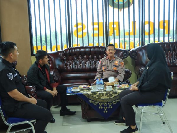 Polres Tulang Bawang Barat Terima Kunjungan Tim Divisi Teknologi Informasi Dan Komunikasi (TIK) Mabes Polri