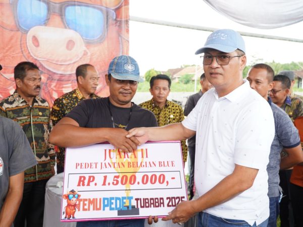 Bupati Tubaba Buka Sarasehan Peternak Sapi dan Temu Pedet Tubaba 2025