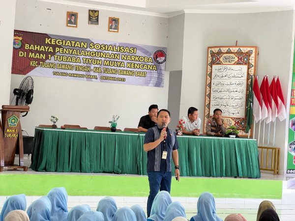 Dampingi Tim Direktorat Reserse Narkoba, Satresnarkoba Polres Tulang Bawang Barat Berikan Penyuluhan Tentang Bahaya Penyalahgunaan Narkoba