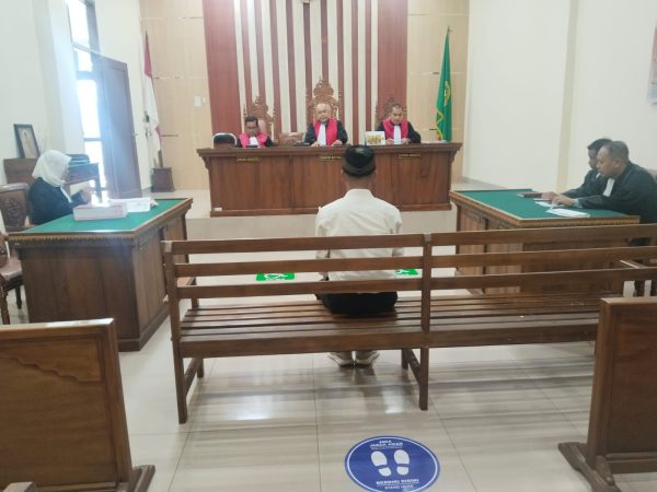 Sidang Lanjutan Perkara Dugaan Korupsi BUMD Way Kanan Makmur, Saksi Yoni Jelaskan Tak Pernah Dilibatkan Administrasi Sidang Lanjutan Perkara Dugaan Korupsi BUMD Way Kanan Makmur, Saksi Yoni Jelaskan Tak Pernah Dilibatkan Administrasi