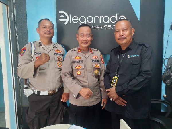 Talk Show di Radio, Kapolsek Tulang Bawang Tengah Sampaikan Pesan Imbauan Kamtibmas
