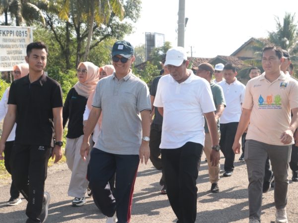 Asisten II Zukri Amin Buka Kegiatan Gerakan Pengendalian Penyakit Prioritas dan Kebugaran Jasmana
