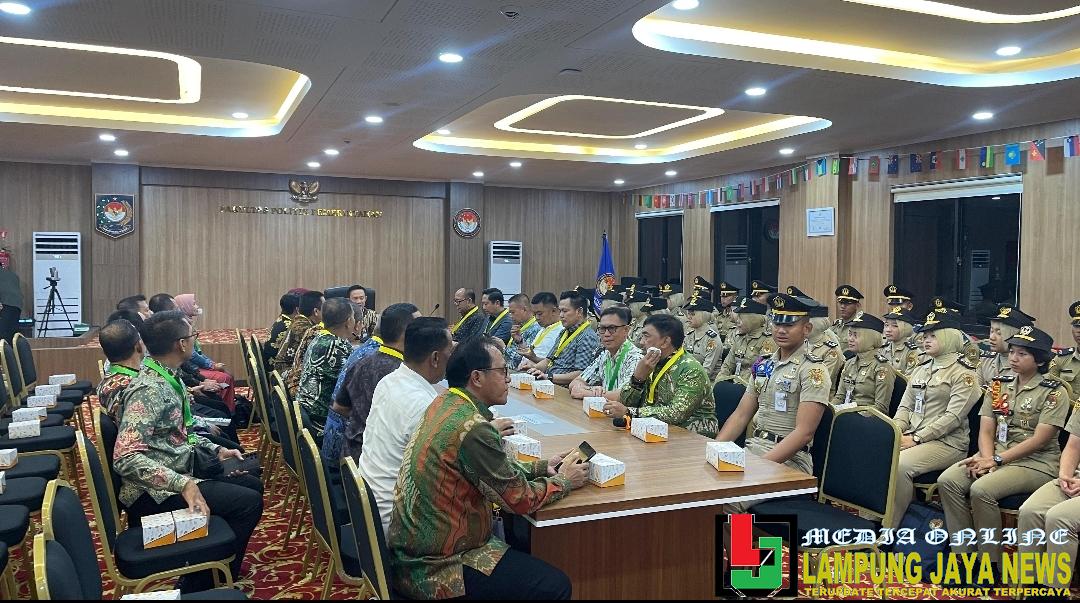 Disela Rakor Sekda se-Indonesia, Sekda Provinsi Lampung Gelar Malam Ramah Tamah Bersama Praja IPDN Asal Lampung