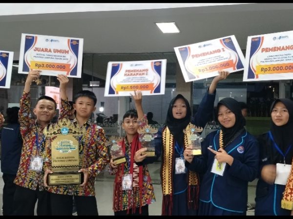 Siswa Asal Lambar Kembali Torehkan Prestasi, Parosil Mabsus : Ini Bukti Keberhasilan Pendidikan di Lampung Barat