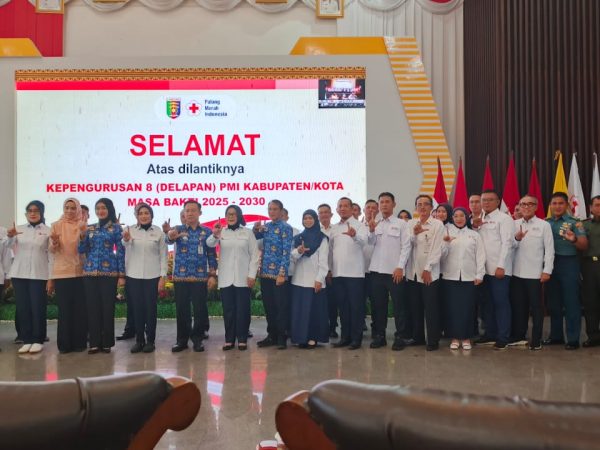 Purnama Wulan Sari Mirza Resmi Lantik Raden Adipati Surya Sebagai Ketua PMI Way Kanan Masa Bakti 2025–2030