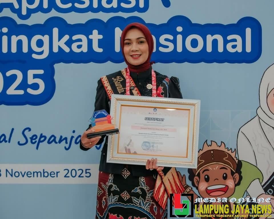 Bunda PAUD Lampung Batin Wulan Raih Penghargaan Nasional: Komitmen Nyata untuk Anak Usia Dini