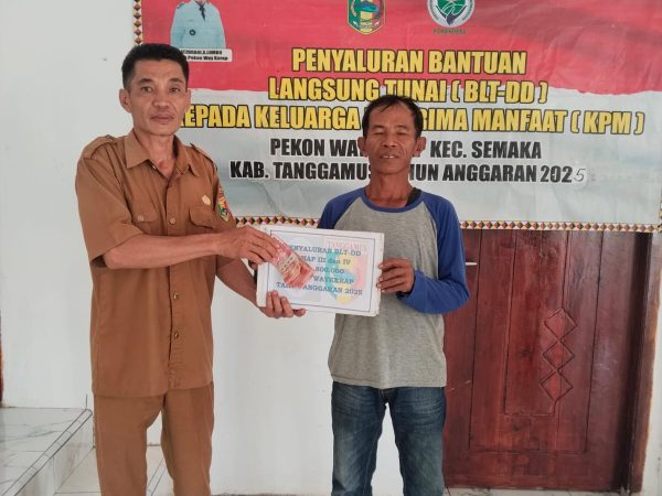 Pemerintah Pekon Waykerap Kecamatan Semaka Salurkan BLT-DD