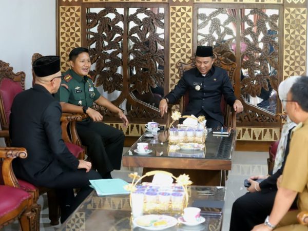 Bupati dan Damdim Lampung Barat Bersinergi Sukseskan Program Koperasi Merah Putih