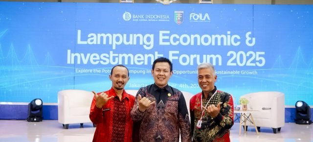 Wakili Bupati Pesibar, Sekda Tedi Zadmiko Hadiri Lampung Economic And Investmemt Forum 2025