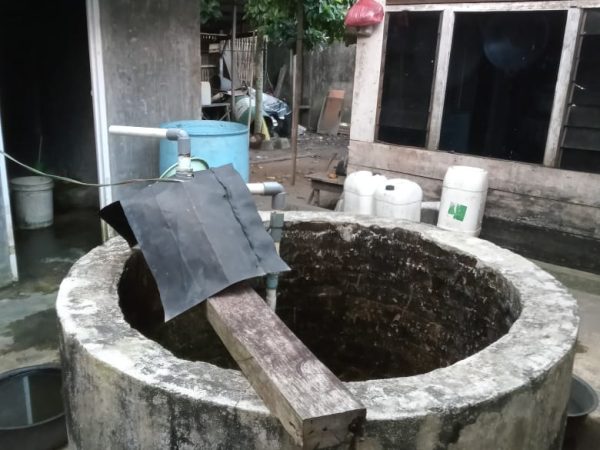 Warga Panaragan Jaya Keluhkan Limbah MBG, Sumur Jadi Bau Comberan dan Berminyak