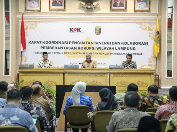 Pemkab Pesibar Hadiri Rakor Penguatan Sinergi dan Koordinasi Pemberantasan Korupsi Pemerintah Daerah Wilayah Lampung Bersama KPK RI