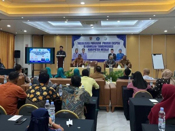 Mewakili Bupati Mesuji Elfianah, Wakil Bupati Mesuji Yugi Wicaksono Buka Sosialisasi Program Produk Ekspor di Kawasan Transmigrasi