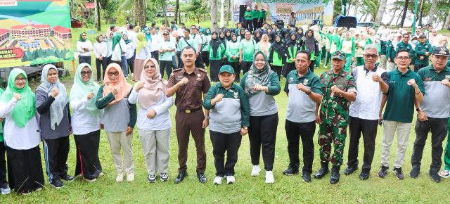 Wakil Bupati Irawan Topani Hadiri Peringatan HKN Ke-61 Di Labuhan Jukung