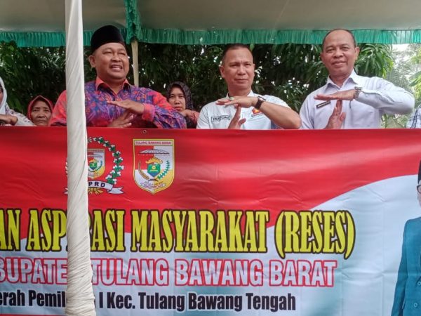 Anggota DPRD Tubaba Yantoni Gelar Reses di Panaragan Jaya Indah Anggota DPRD Tubaba Yantoni Gelar Reses di Panaragan Jaya Indah