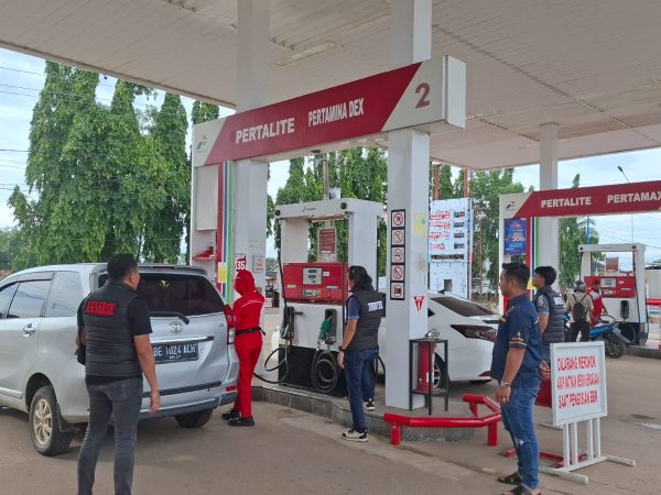 Antisipasi Praktek Kecurangan, Unit Tipidter Sat Reskrim Polres Tulang Bawang Barat laksanakan sidak SPBU Antisipasi Praktek Kecurangan, Unit Tipidter Sat Reskrim Polres Tulang Bawang Barat laksanakan sidak SPBU