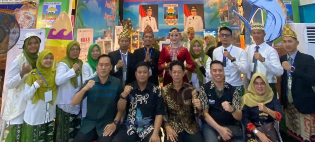 GTK Pesisir Barat Gaungkan Literasi dan Numerasi Bermutu Festival Kreasi 2025