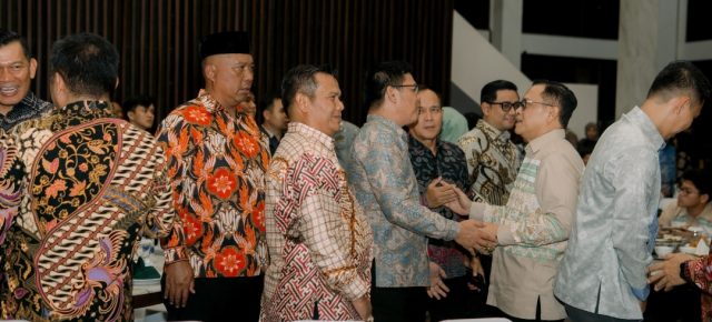 Pemkab Pesibar Hadiri Acara Pisah Sambut Kapolda Lampung Pemkab Pesibar Hadiri Acara Pisah Sambut Kapolda Lampung