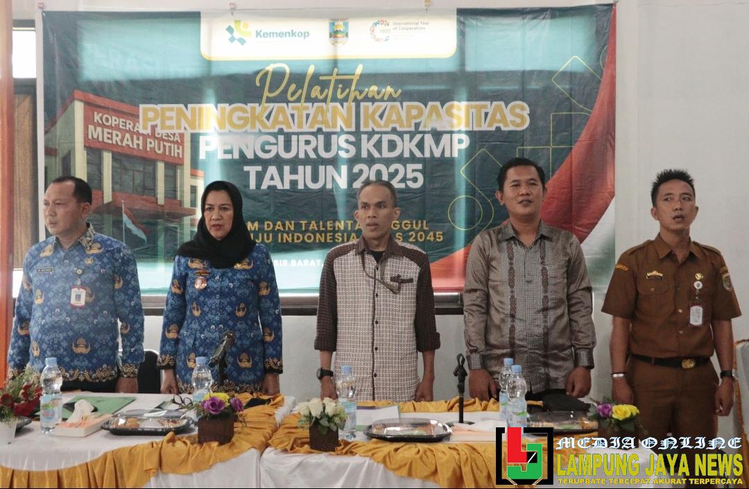 Mewakili Bupati Dedi Irawan, Staf Ahli Henny Yulistiani Buka Kegiatan Peningkatan Kapasitas SDM Pengurus KDKMP