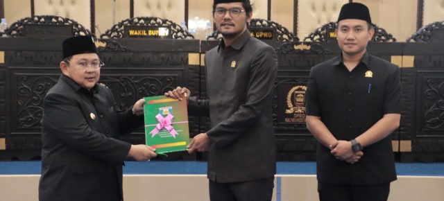 Wakil Bupati Irawan Topani Hadiri Rapat Paripurna DPRD Dengan Agenda Penyampaian Nota Pengantar Ranperda APBD TA.2026