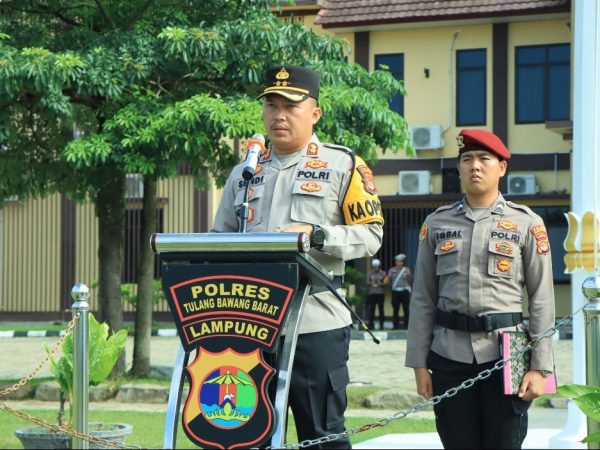 Kapolres Tulang Bawang Barat Pimpin Apel Gelar Pasukan Ops Zebra Krakatau 2025