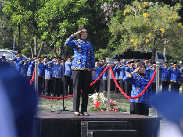 Upacara Peringatan HUT Korpri Ke-54, Bupati Ayu Asalasiyah Ajak ASN Perkuat Profesionalisme