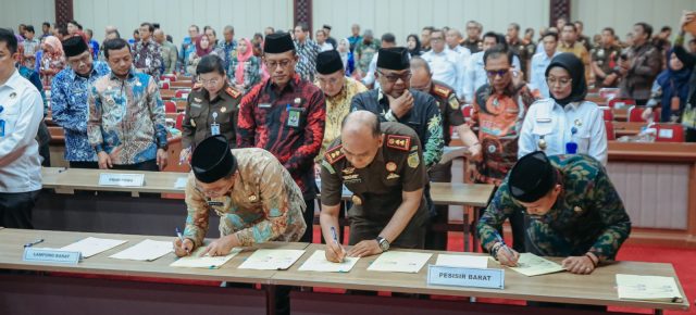 Bupati Lampung Barat Tandatangani MoU Restorative Justice Bersama Pemprov dan Aparat Penegak Hukum
