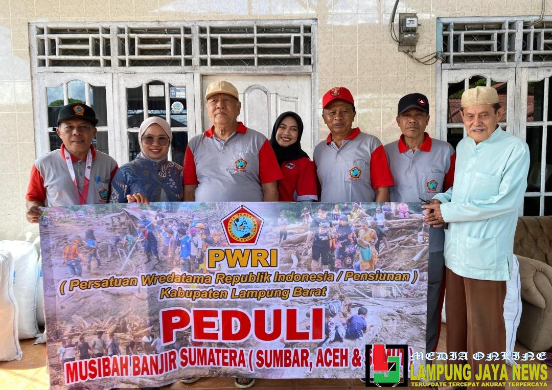 Peduli Bencana Alam Sumatera, PWRI Lampung Barat Bersama JNE Salurkan Bantuan Kemanusiaan